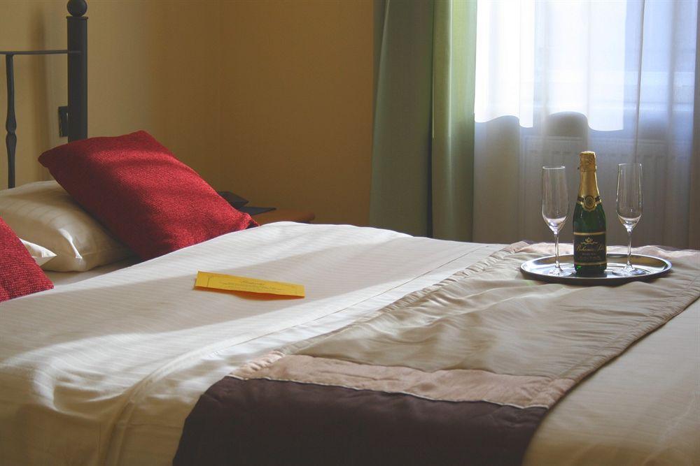 Central Hotel Tiepolo 프라하 외부 사진